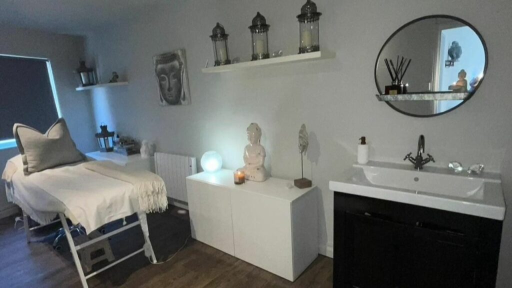 7fa90f31-62b0-4293-8f80-ee10cfe70d84-alisonbarkerspmuandbeautyclinic-gb-england-nottingham-nottingham-fresha-5181147