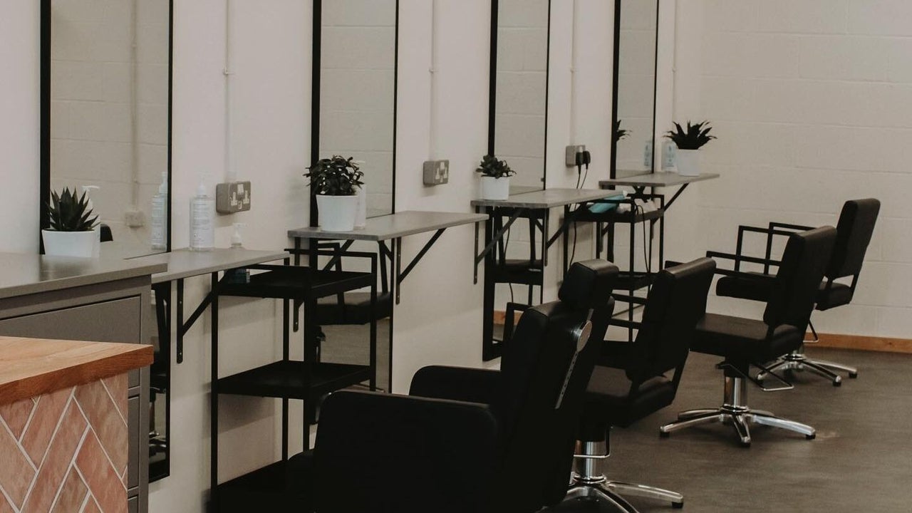 7fcfa65e-64e7-4ad5-b3aa-401489928433-rebeccaclairesalon-gb-england-worcester-bishopsfrome-fresha-7771637