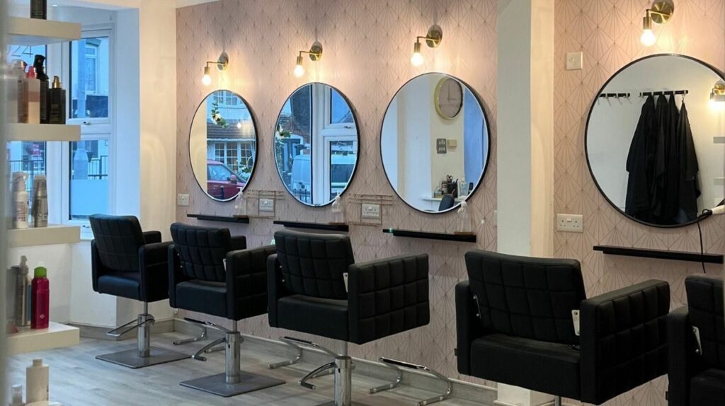 80459b57-4825-4e85-882a-40bdf0e95c11-salonat8-gb-england-wroughton-fresha-9872065