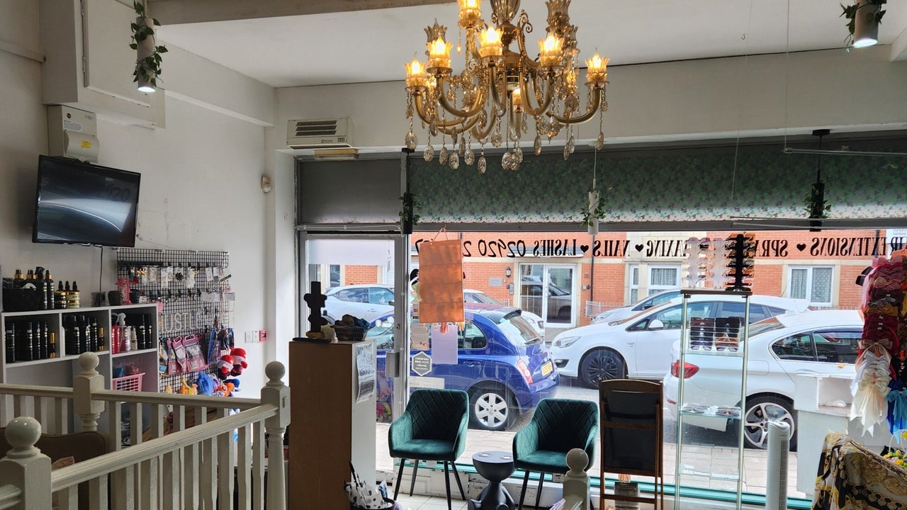 80e99660-b959-4ea2-8c17-06b3880a6962-marleysrootsltd-gb-unitedkingdom-cardiff-cardiff-fresha-7647615