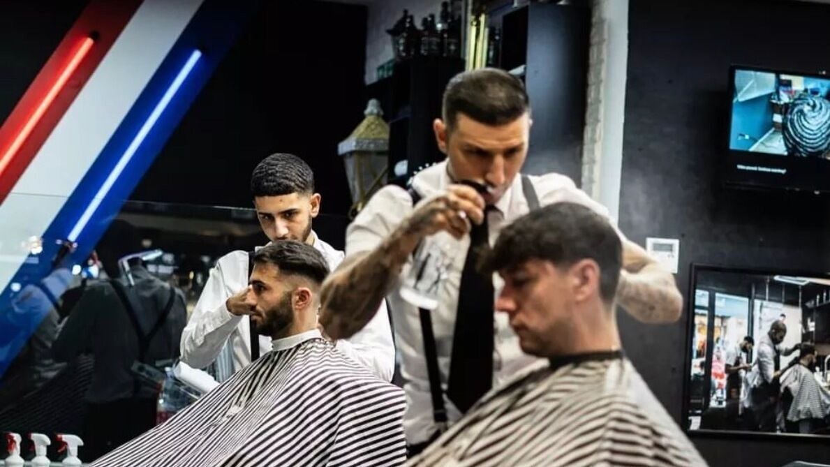 81b2d64a-9ec6-4542-9d39-9954ce5bc651-6900330