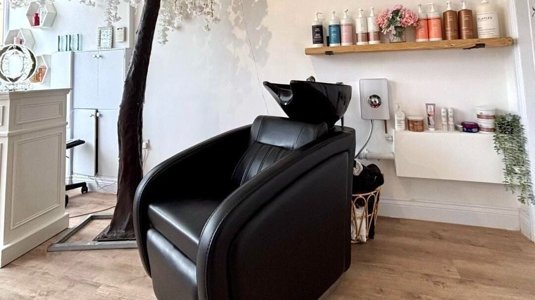 821743df-dabf-4c69-9fea-a5fe7dcdbece-euphoriahairdressing-gb-england-bath-fresha-4077018