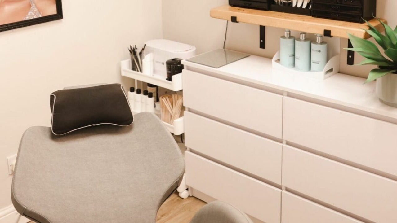 822ea49d-b32c-4a1d-a53f-ded29bb33002-adelefayebeautystudio-gb-england-mileoak-fresha-1314374