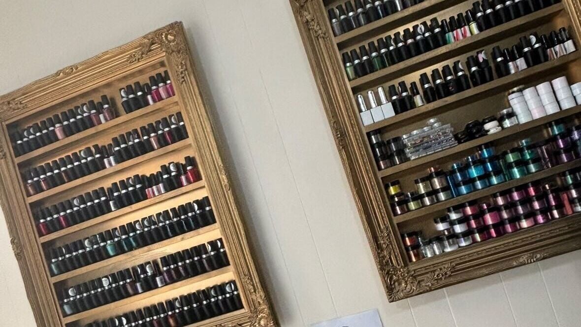 8235de0e-149f-4e83-8a95-f21ad53713a6-thebeautyroomatcharliebrowns-gb-england-stoke-on-trent-hanley-fresha-9926107