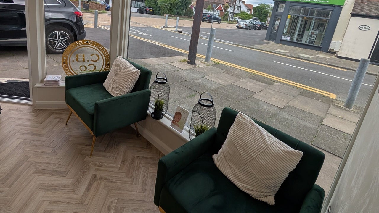 826576ff-2bfb-4510-94ff-dae8d367da93-charlisbeautycompany-gb-england-southend-on-sea-westcliff-on-sea-fresha-8183369