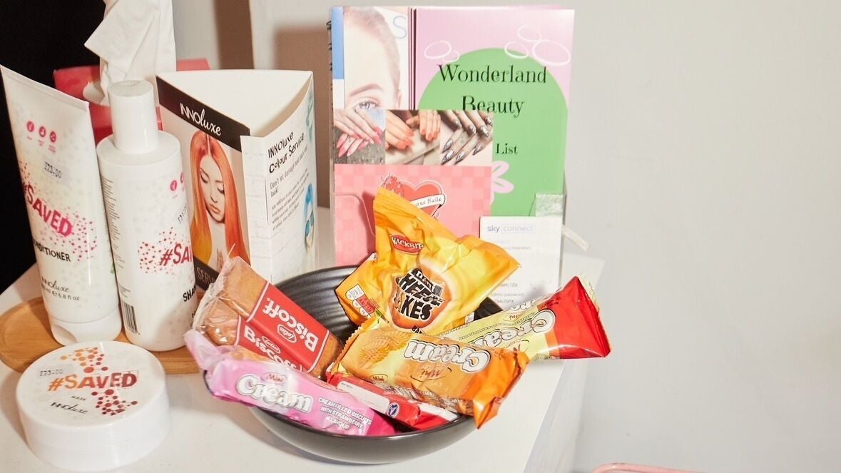 830b718b-df39-472a-8e29-5a9b03b8d020-wonderland-gb-england-cheltenham-fresha-3963365