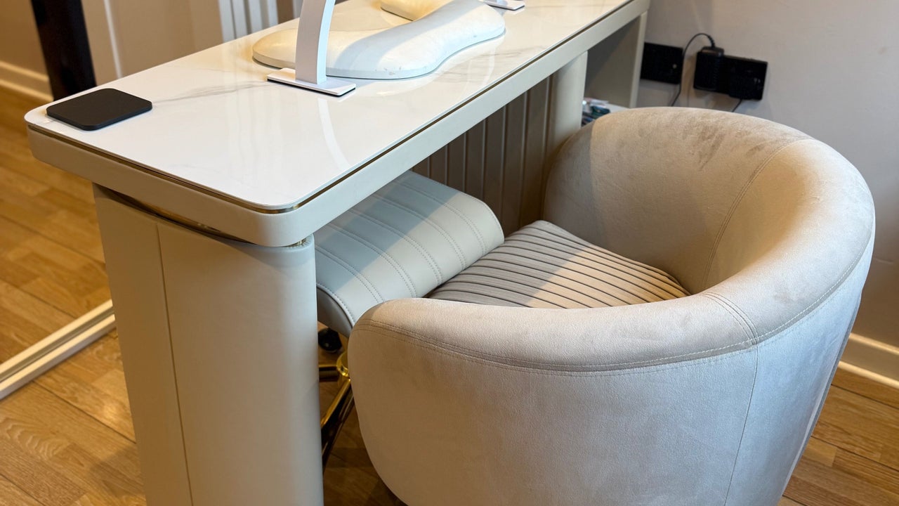 837c1926-08f0-46d0-8f34-e7b219540fec-theacademyandbeautyroom-gb-england-lowestoft-oultonbroad-fresha-2151380