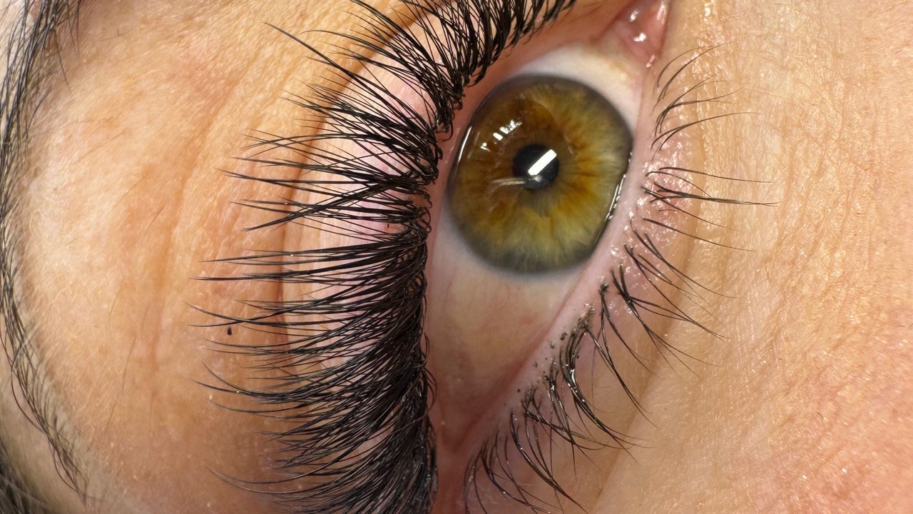 83d8507f-cfab-46cf-88e1-ff7969bfbb9b-dreamlashesandbeautybyviki-gb-england-stoke-on-trent-fresha-1451257