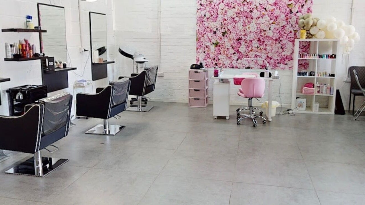 8424a8d9-44b0-4ae3-bb07-e46a459af768-zaira-rose-gb-england-perivale-fresha-9153444