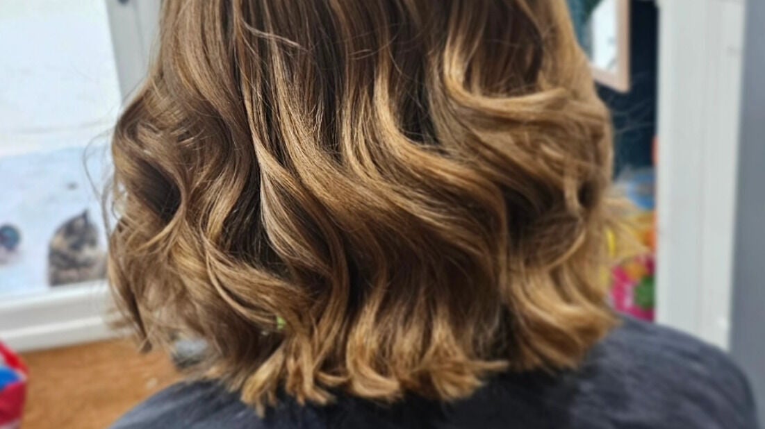 8426e4f1-7fbc-4aeb-8bf3-9c63a12a1c94-hairbycharmaine-gb-england-gloucestershire-gloucester-fresha-2926022