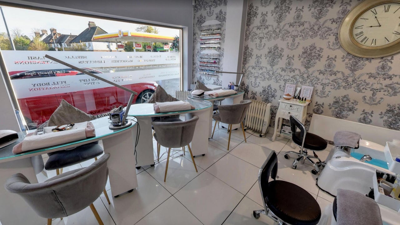 8438a489-a86f-4a69-82fd-d5f7de0df358-lisasbeautyspot-gb-england-amersham-fresha-3201572