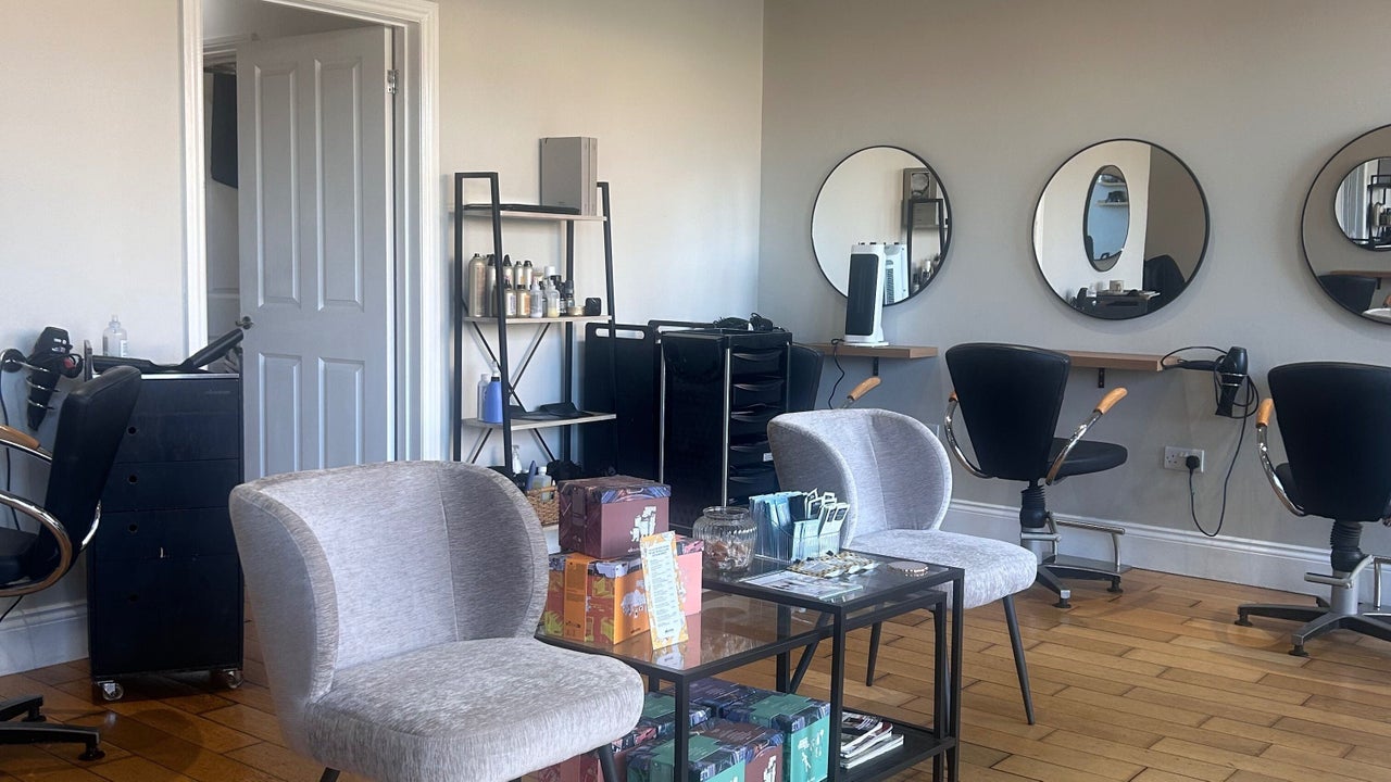 8458b585-508c-473f-a49b-592d07d239bb-cosyhairlounge-gb-england-marketharborough-fresha-1661873