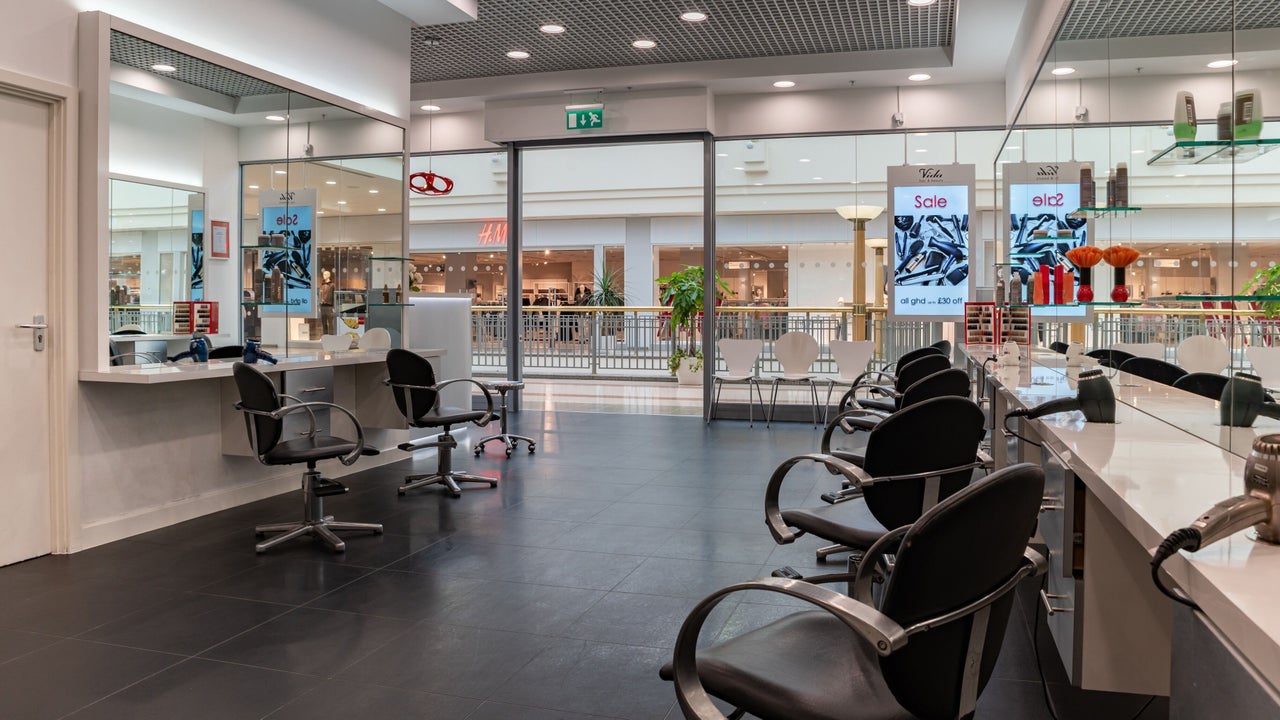 848ec850-6b08-4bfd-ba17-582ac98485a0-vidahairbeautyilford-gb-england-ilford-fresha-2424036