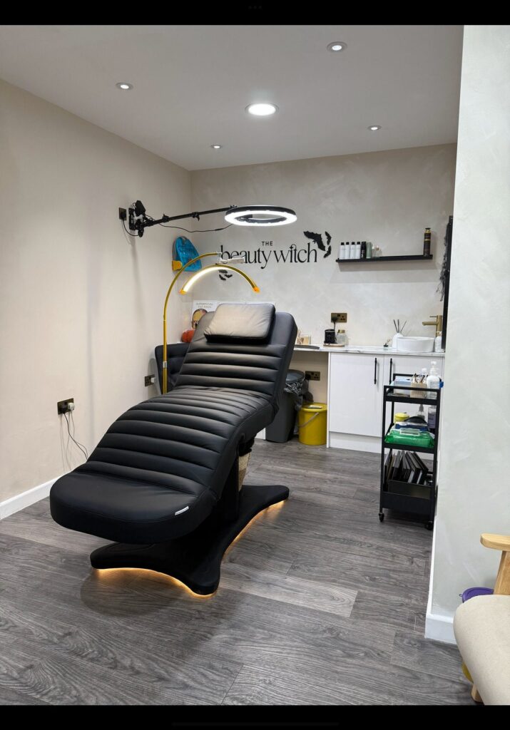 84abcd6b-5a0a-4a5a-9be5-62d60bffa833-thebeautywitch-aestheticseyebrowsskin-gb-england-aylesbury-fresha-8201946
