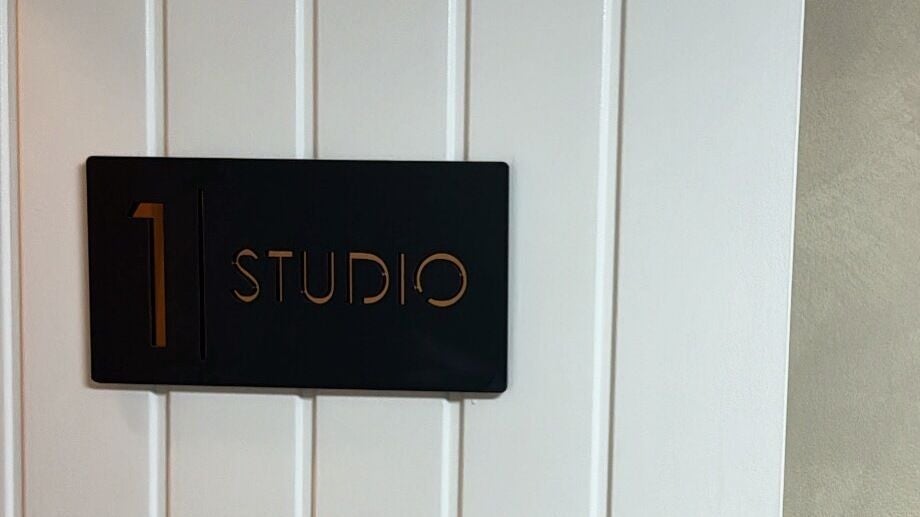 851814a9-b6d0-4e10-ae6a-654df4e3cb90-sashairltd-gb-england-purleyis-fresha-6520811