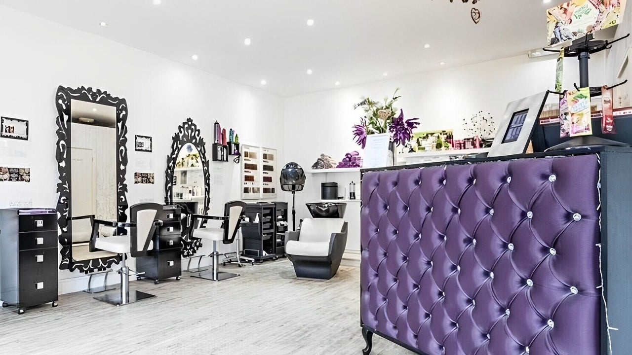 85abc2a8-9d5d-4af3-ba65-26d0a36f4144-divasanddudeshairboutique-gb-england-orpington-pettswood-fresha-5224358