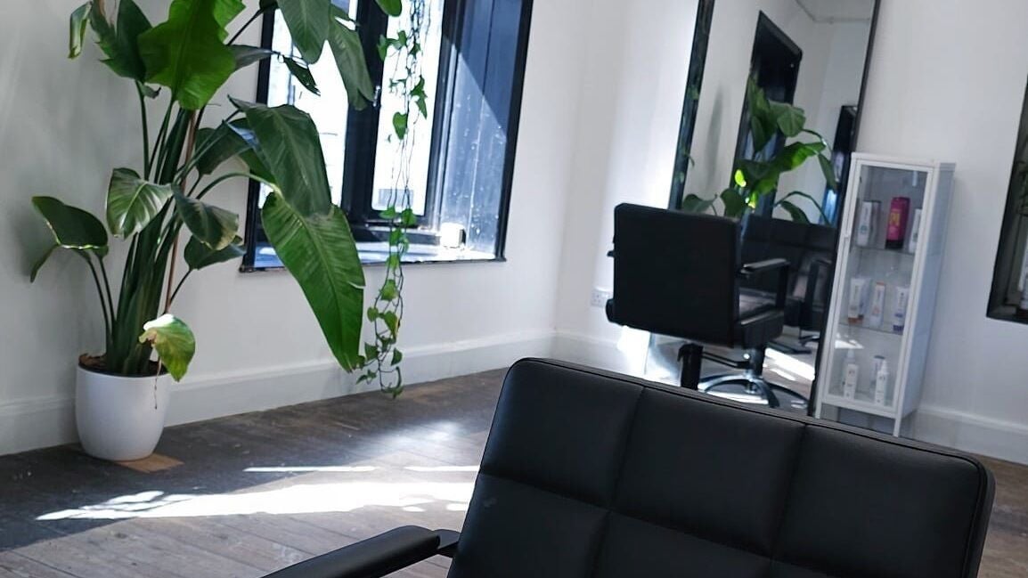 85fa1d6c-41e8-4e59-becb-20fbe6cd3e3f-thewatt-gb-england-downhammarket-fresha-8386027