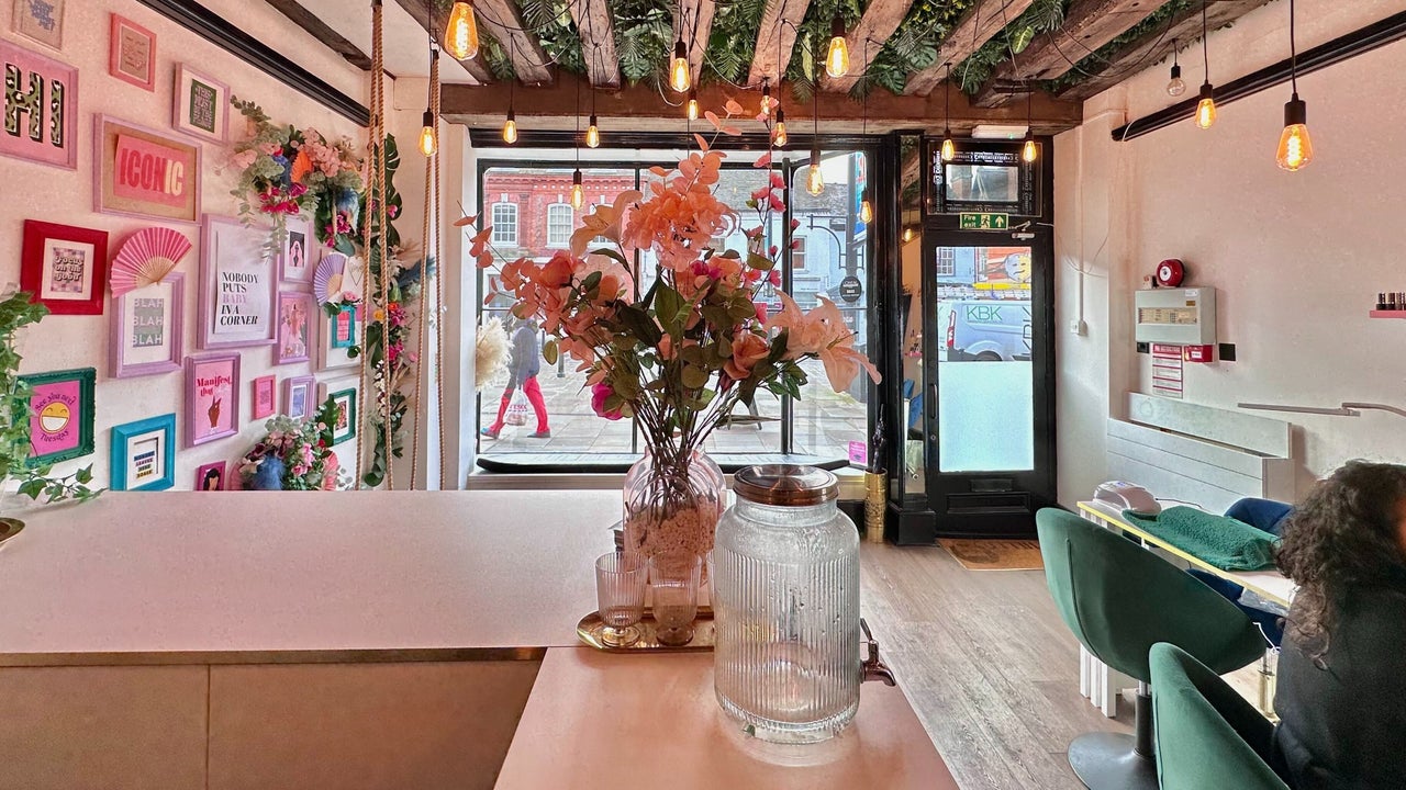 8684476d-cd97-4287-b245-d11c90c6ce74-forfacesake-gb-england-highwycombe-bucks-fresha-1796326