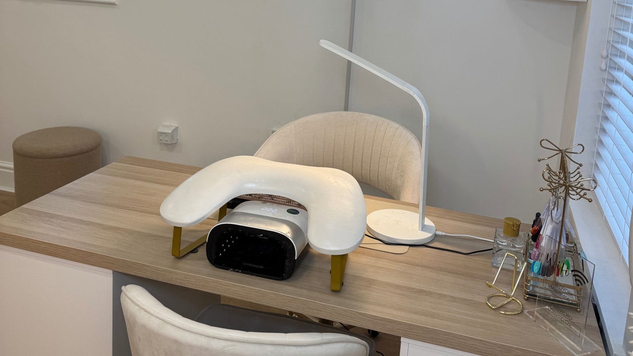 8693e51b-8bb9-418d-9466-1bf7193c73e1-glambybeth-gb-england-bolton-heaton-fresha-4112314