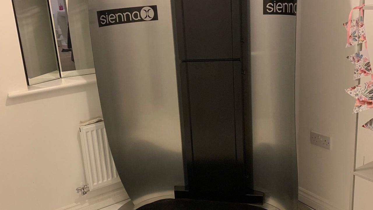 869faf59-22ee-4ea5-b80c-6537718d2067-siennaandbspraytanspecialist-gb-england-hinckley-hinckley-fresha-6838456