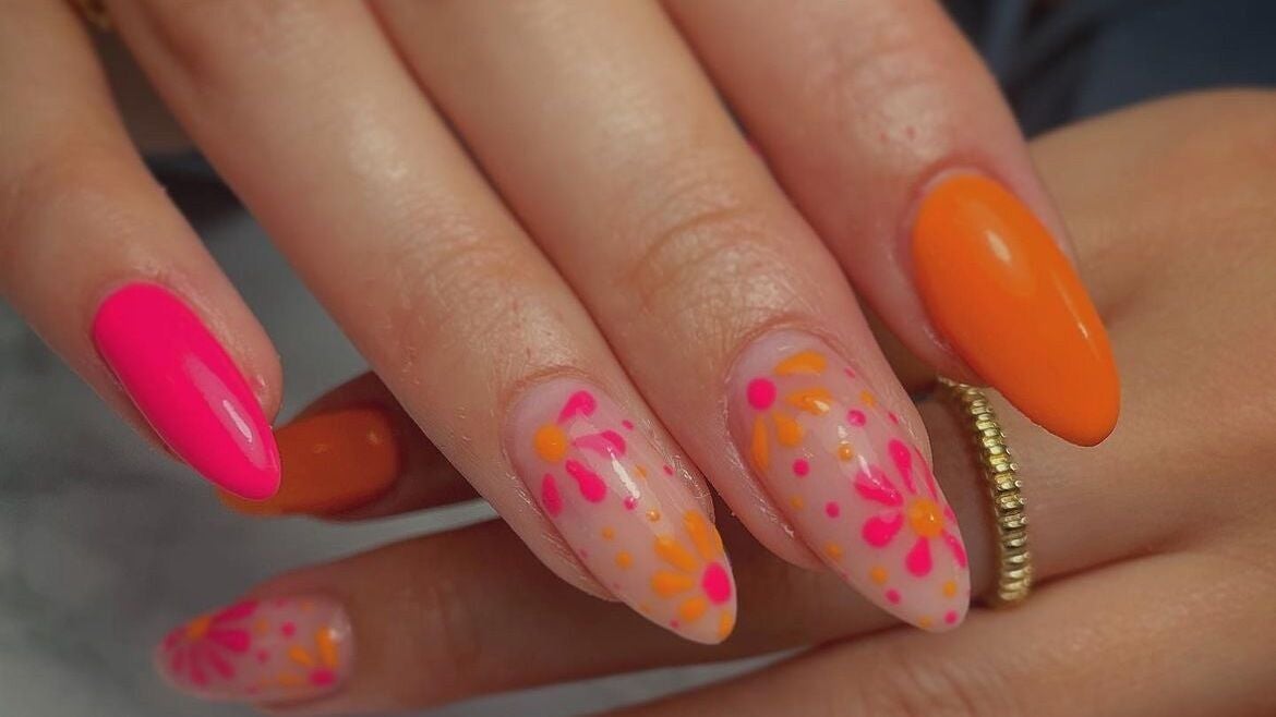 8703e2f6-746c-4620-ba48-a958d1a5ba69-allthingsbeautifulbylindsay-gb-england-stoke-on-trent-fresha-5687958