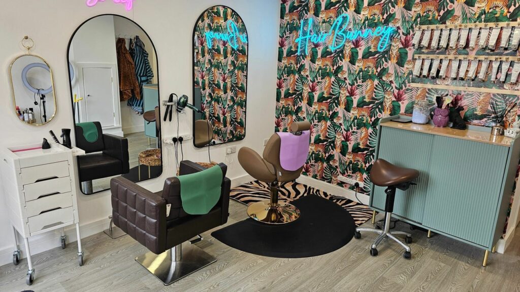 87aa42d4-4ec8-43b7-bc30-035759353ae7-hairbunney-gb-england-stoke-on-trent-longtonexchange-fresha-5530205