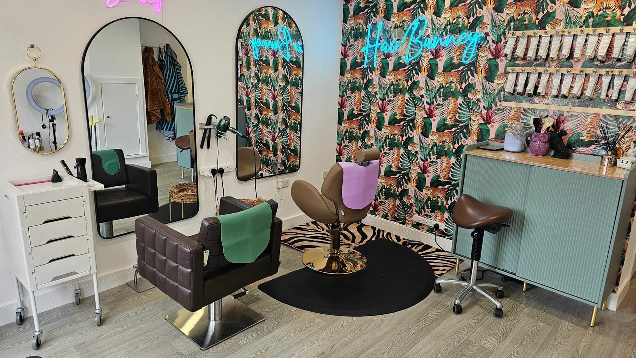 87aa42d4-4ec8-43b7-bc30-035759353ae7-hairbunney-gb-england-stoke-on-trent-longtonexchange-fresha-5530205