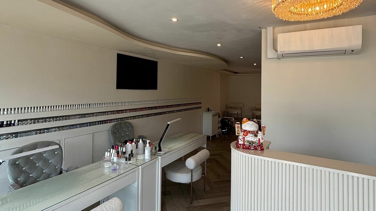 88258cdc-87e2-4561-b302-e8816b972af2-lushbeautylounge-gb-england-erith-fresha-4450401