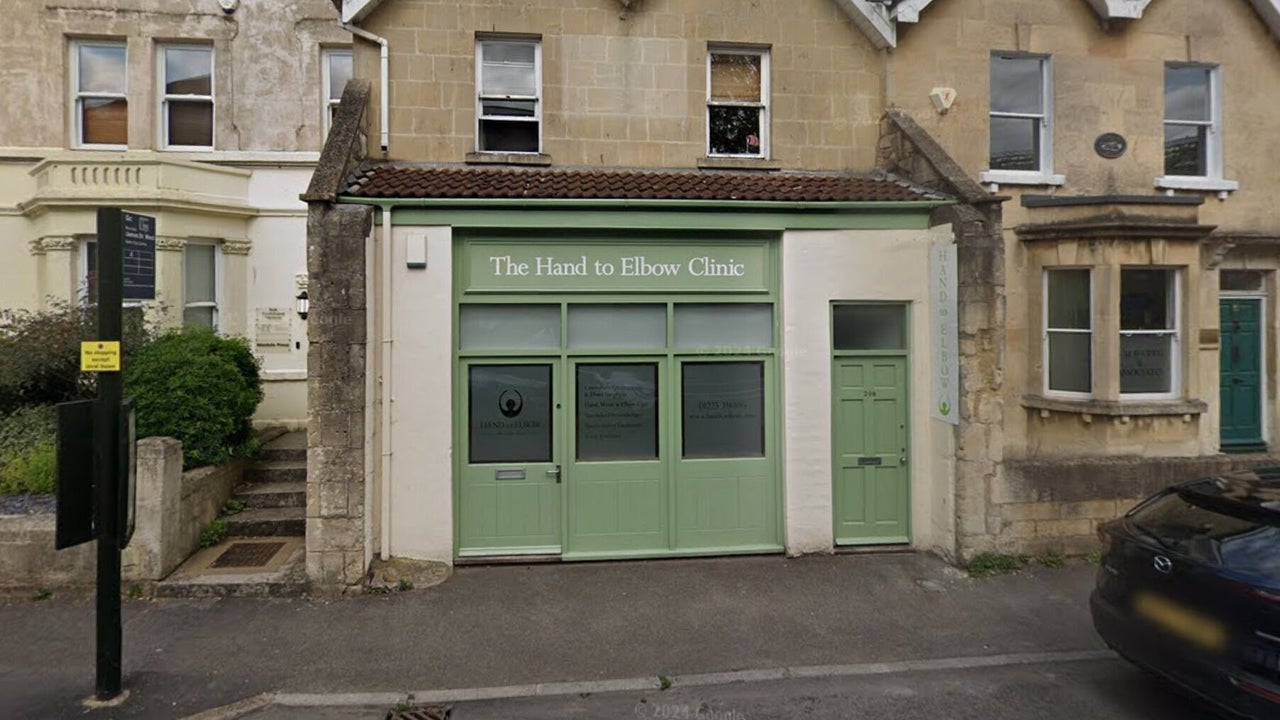 884d126e-8ae9-4cf0-b816-7209d8321263-charlottehurdbeauty-gb-england-bath-somerset-fresha-8279578