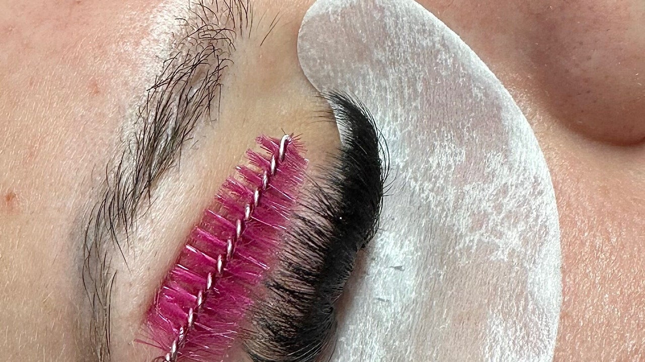 894ee154-5321-401e-bd4c-d1aecfc2fd7d-lashesbybelle-gb-england-soudleycinderford-fresha-2827543