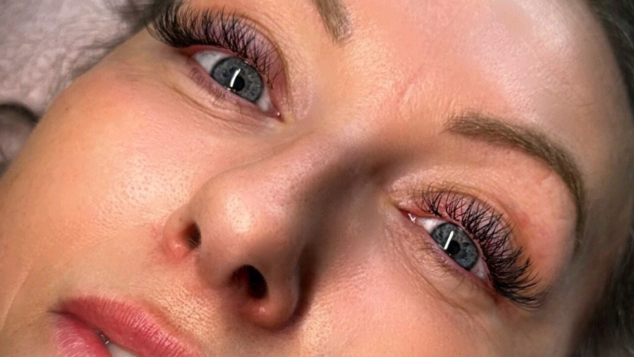 8a6f191d-c7cf-4bb8-8400-c8826247abf3-lashbox-gb-scotland-kintore-kintore-fresha-1025968