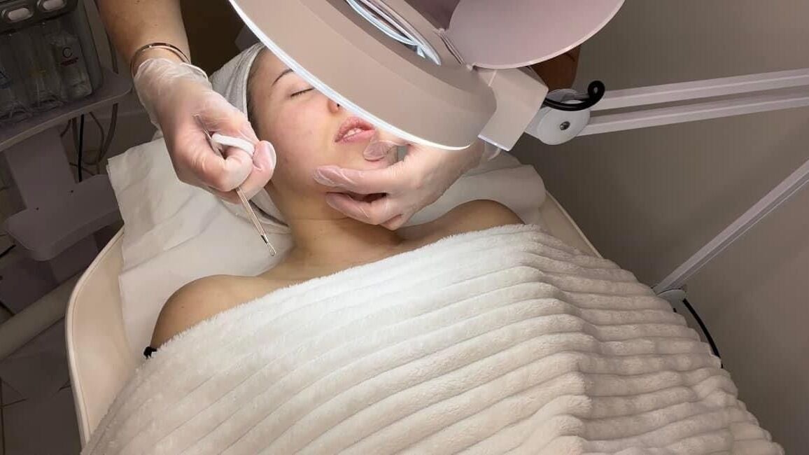 8a8b819d-840b-45e7-b347-c264bcabf007-3730948