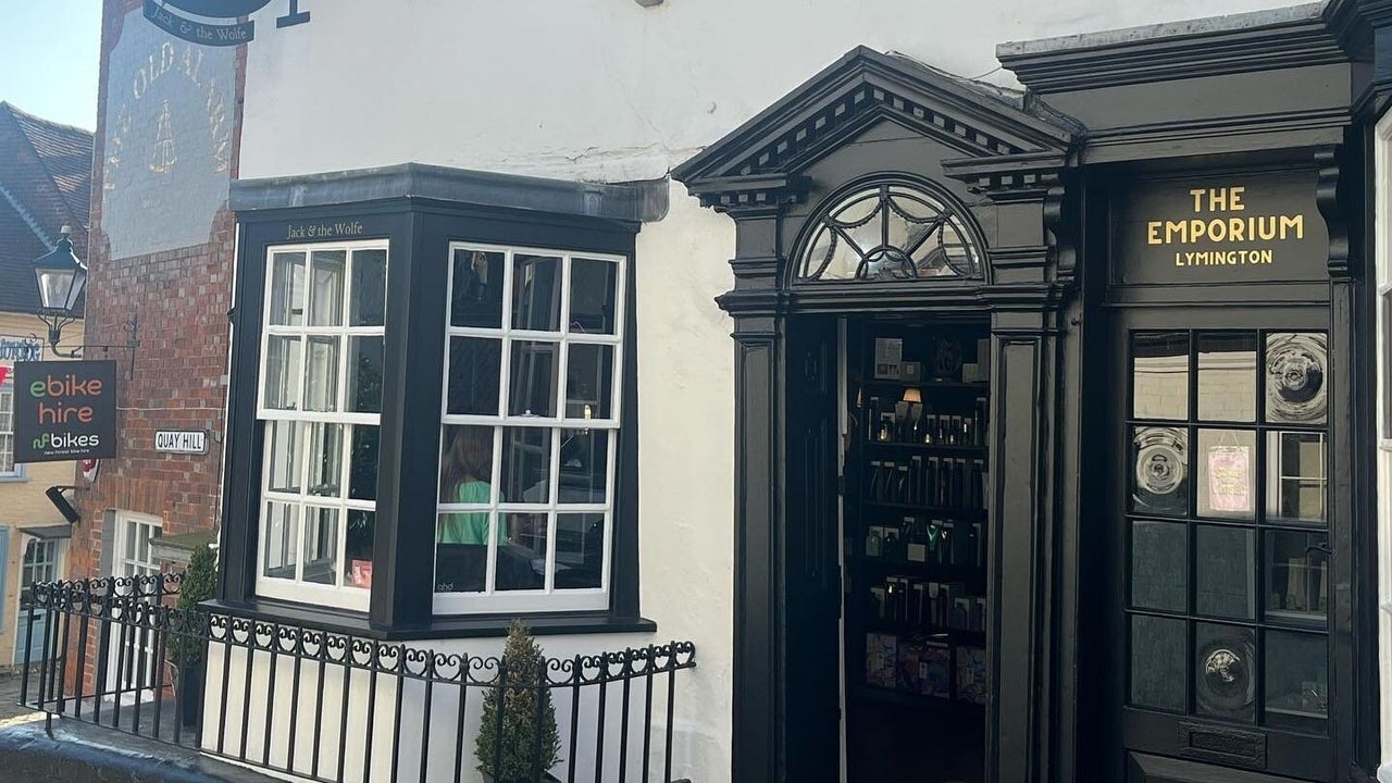 8a9893ae-7e00-4cd6-95cc-eb35e477ac54-jackthewolfe-gb-england-lymington-fresha-1747844