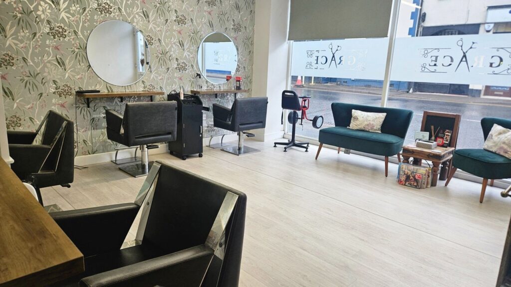 8aa7e375-4210-4b7c-ad1f-845a45e31344-grace-hair-gb-england-otterysaintmary-fresha-5374932