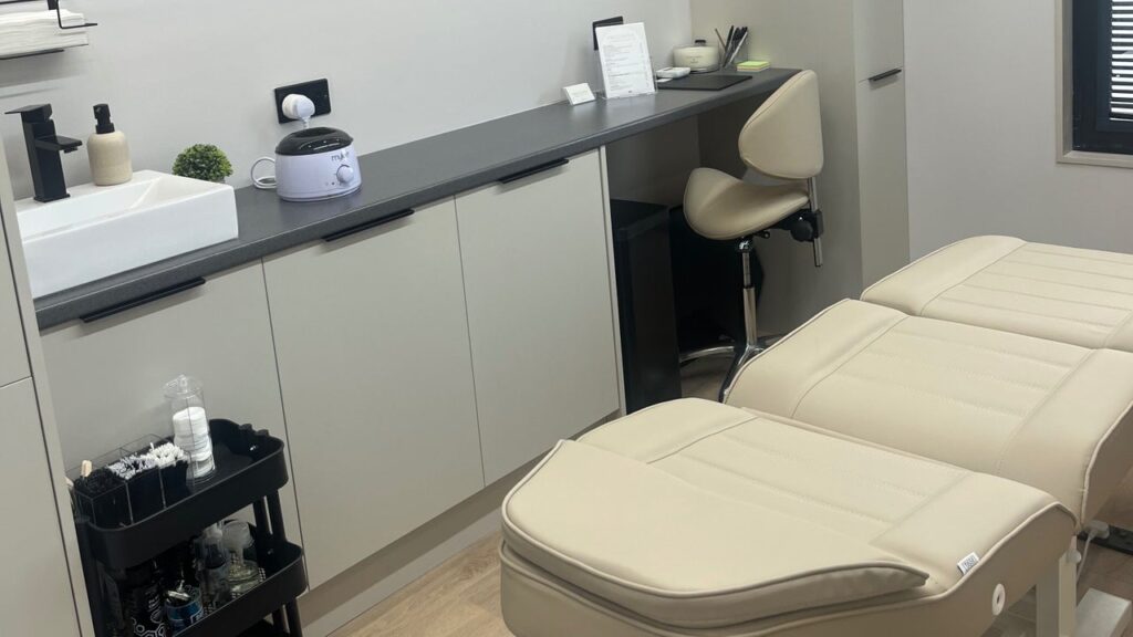 8bbd42d5-85fd-4d07-9730-ebe4ce965ef3-precisionpermanentmakeupclinic-gb-northernireland-draperstown-fresha-7286923