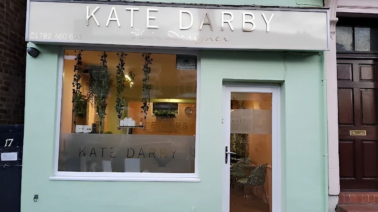 8bbfd9e4-3fcf-4411-9fc5-6e99e9b6565f-katedarby-hairdesigner-gb-england-stoke-on-trent-dresden-fresha-3734917