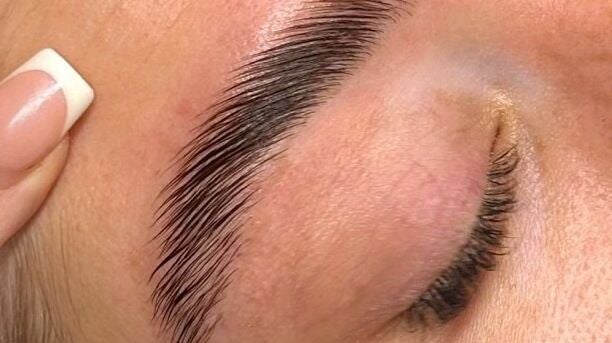 8bf4ed69-ea6a-47ad-a77f-1f4bb497d3a1-thelashprojectco-gb-england-huddersfield-lindley-fresha-4226763