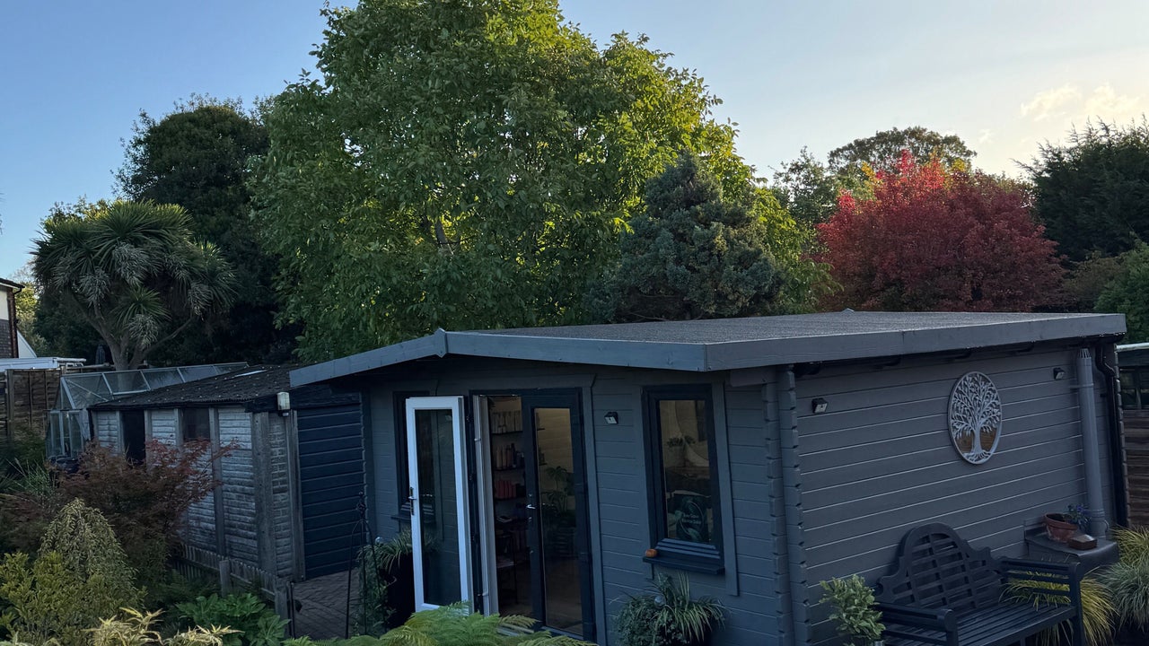 8ca1f579-3fcb-47ff-8200-4a530b1869e9-joeygalvinhair-gb-england-guildford-fresha-1164705