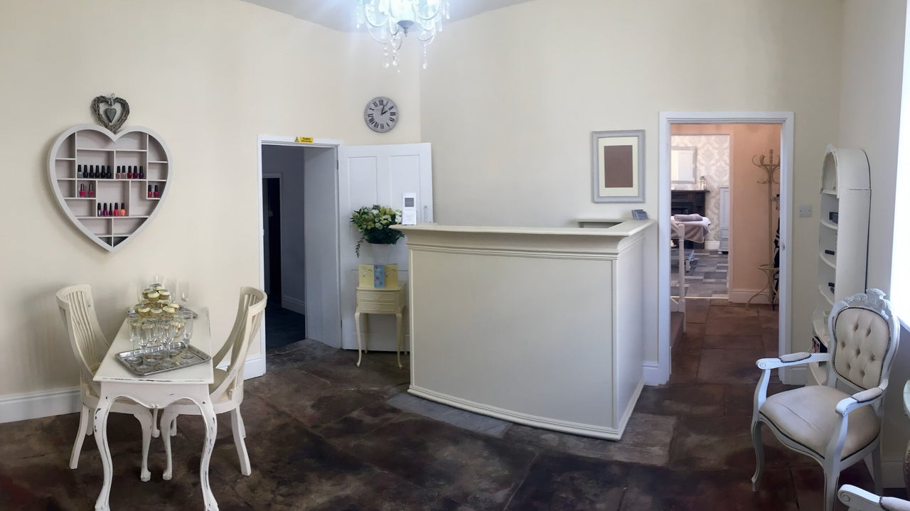 8cea9e09-1b81-4d75-b003-6ec03abee3d4-azuri-gb-england-ripon-fresha-4318670