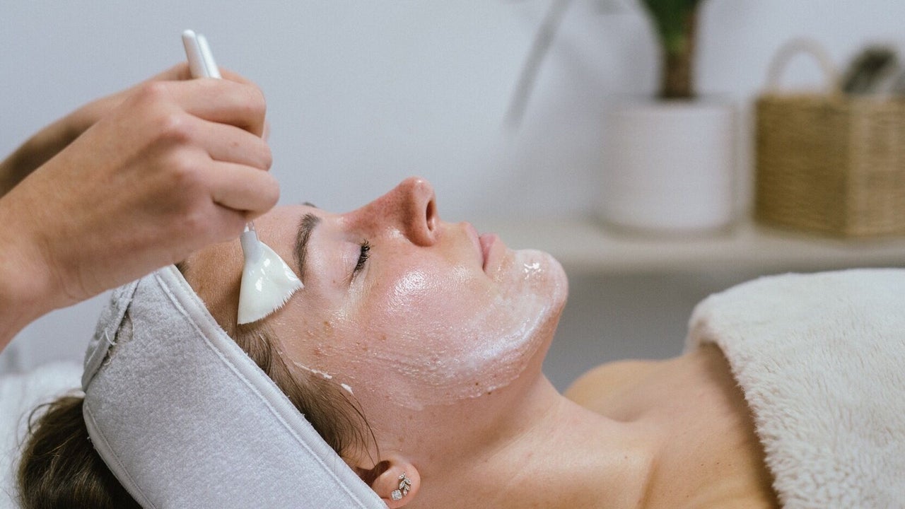 8d6e1124-c5f3-47fa-a6ad-e513b6b43f22-theskinrefinery-gb-england-sunningdale-fresha-5991838