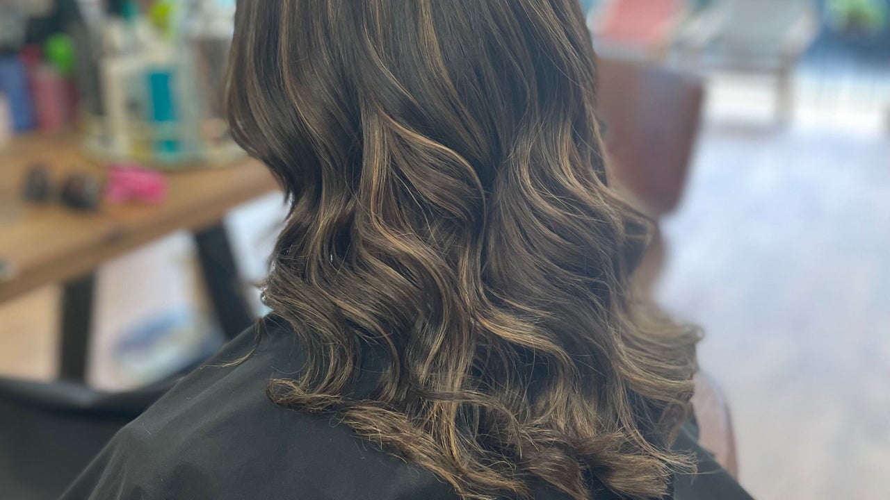 8dcbd633-4ea7-4a9f-a3f7-664197b714ff-hairbyhollyhaxton-gb-england-swindon-westlea-fresha-9069888