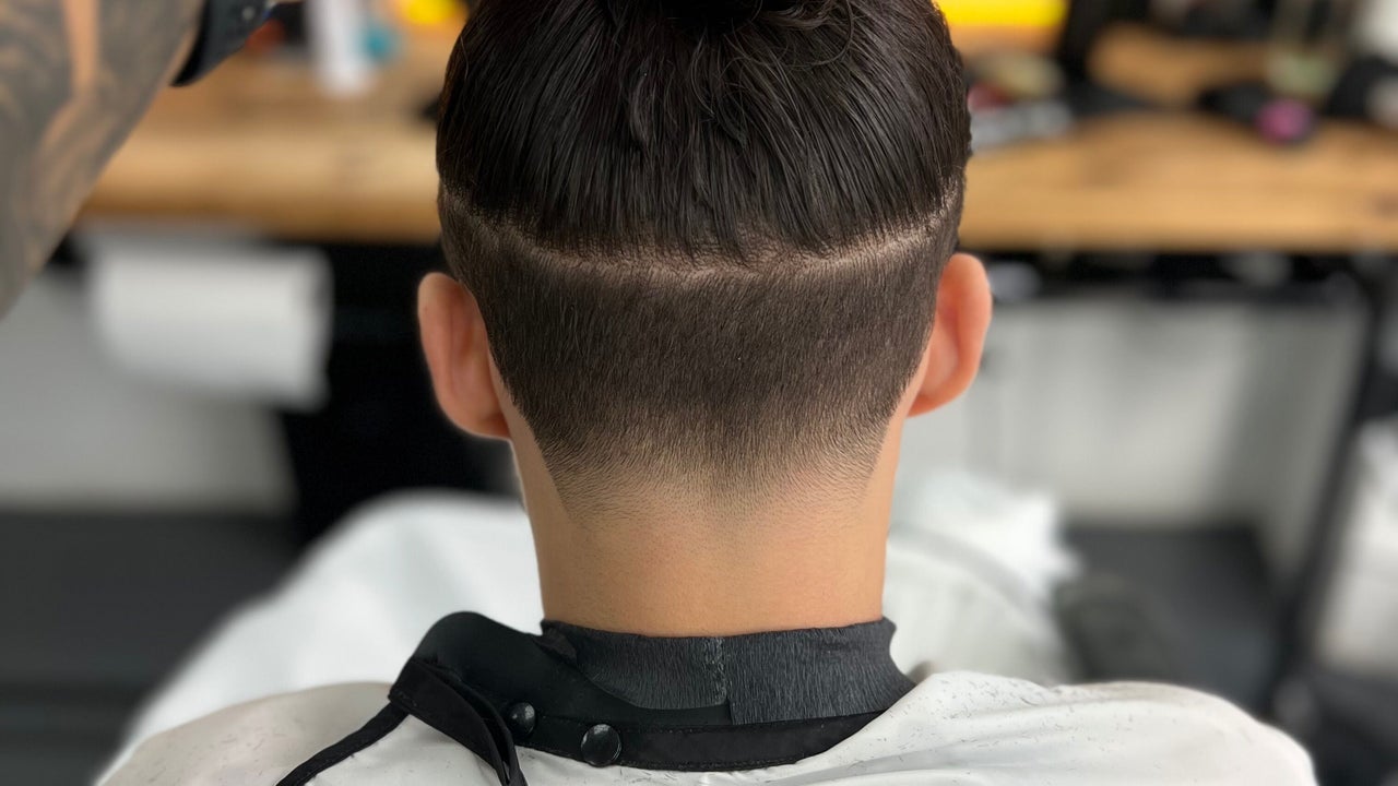 8de02b49-167c-489a-8cbe-7207dcda7c0c-erikdabarber-gb-england-bognorregis-fresha-6837111