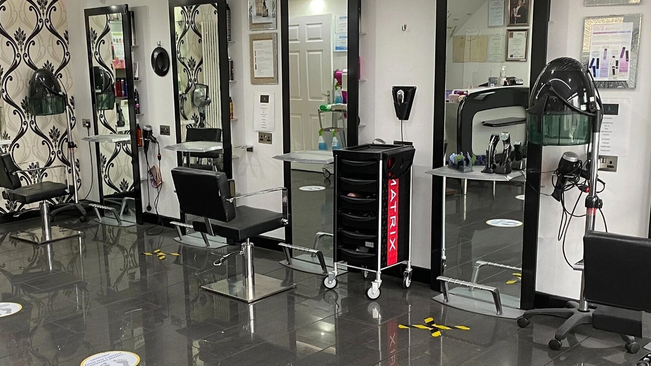 8de4c9df-d02e-40cb-8bc9-857add4b8ef3-westendcutsltd-gb-wales-ammanford-fresha-7702779