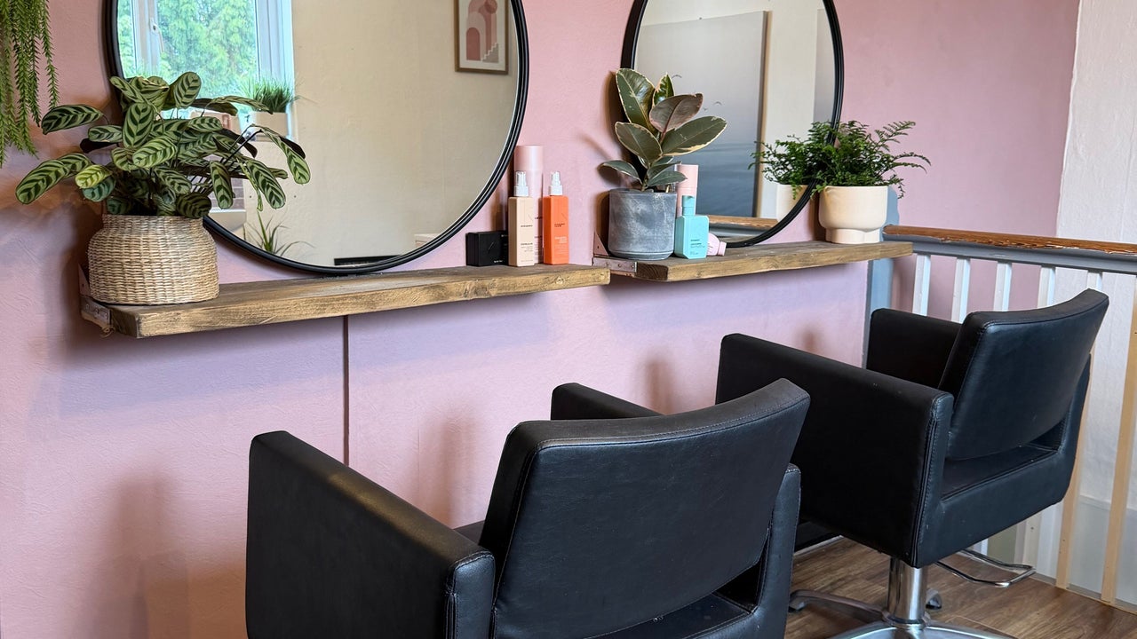 8e265f6d-a3b9-4dc9-a9d6-4cc8afa3116f-thecolourroom-gb-england-alcester-fresha-8606237