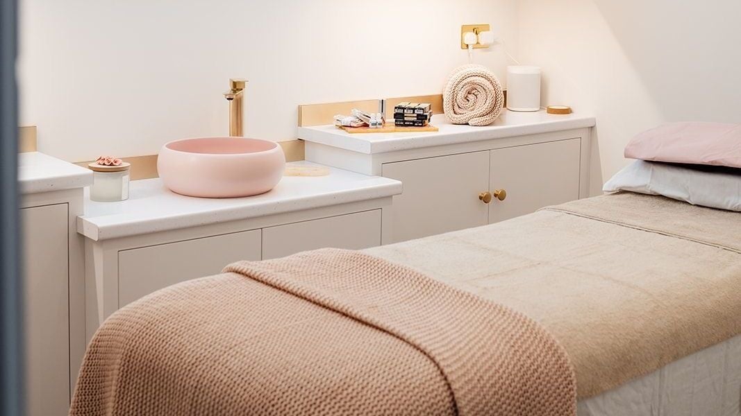 8eac2a85-d54c-4079-9f7c-52b1df8071ee-8703998