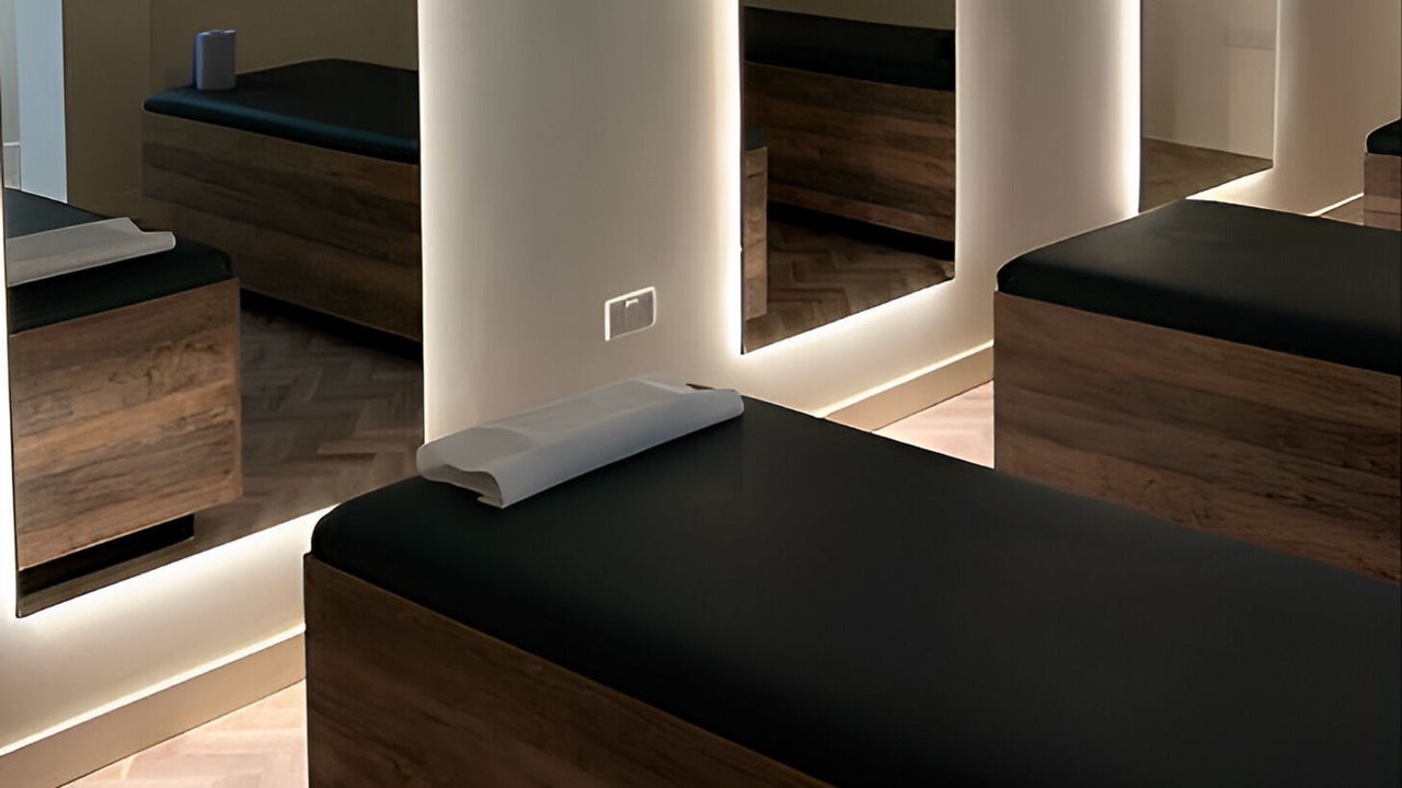 8ed3acc0-b17f-4d35-a32d-199f2a7ec31b-stretched-gb-scotland-glasgow-fresha-6066466