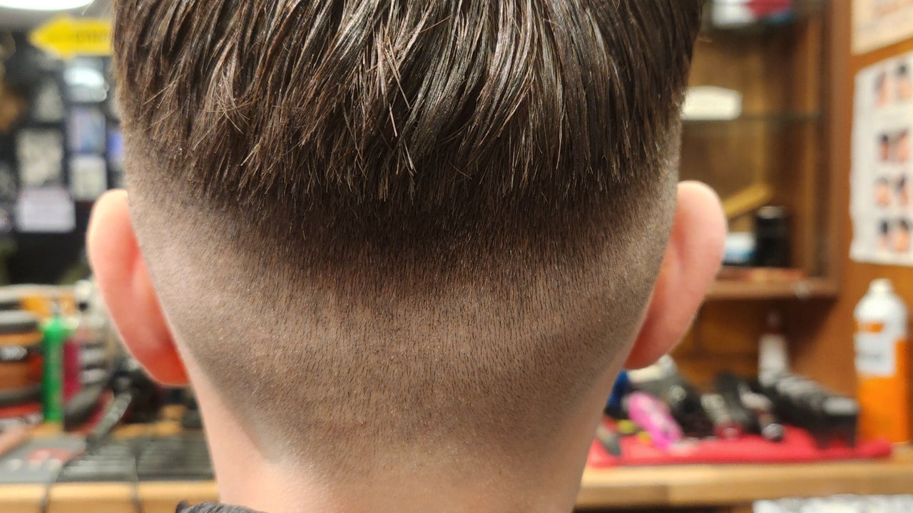 8f36098b-3d7e-4e04-857a-fa83932759ac-beardandblowbarbers-gb-england-romford-fresha-9584901