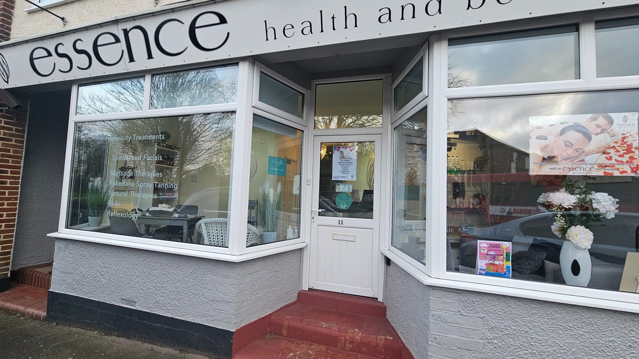 8f762171-2705-484a-ad9c-a512b2e108c3-moonstonemedicalaesthetics-gb-unitedkingdom-banstead-11woodmansternst-fresha-4476461