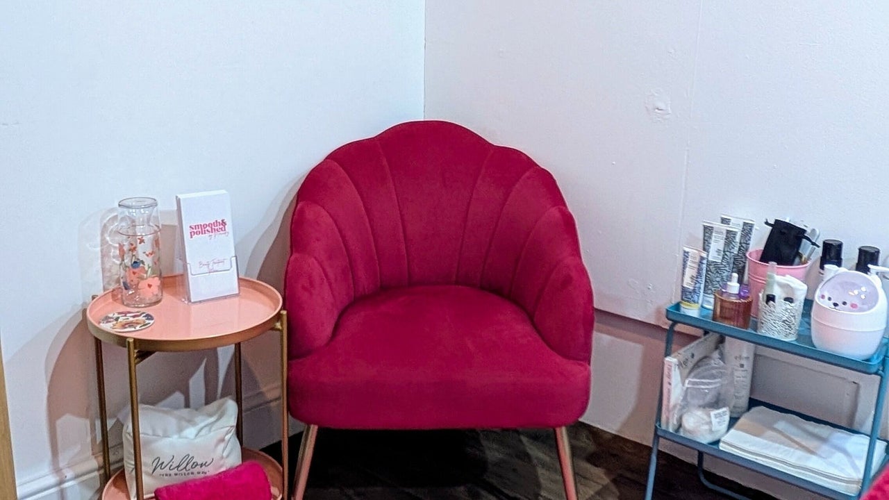 8fbeaa44-f3d2-4165-b56e-9b478aa57ed5-smoothpolishedbymercedez-gb-england-swaffham-fresha-2631784