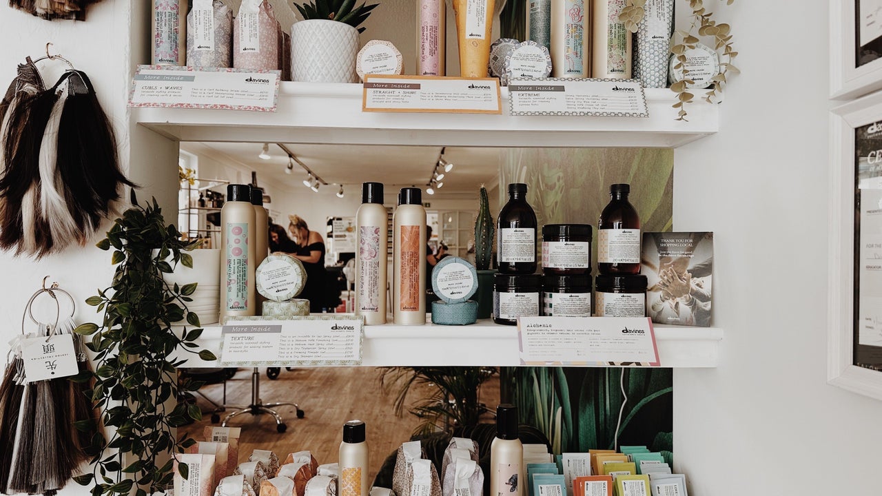 8fe25d7c-cab2-438d-aca8-d84a089c729b-coraandco-gb-england-teignmouth-fresha-6519045